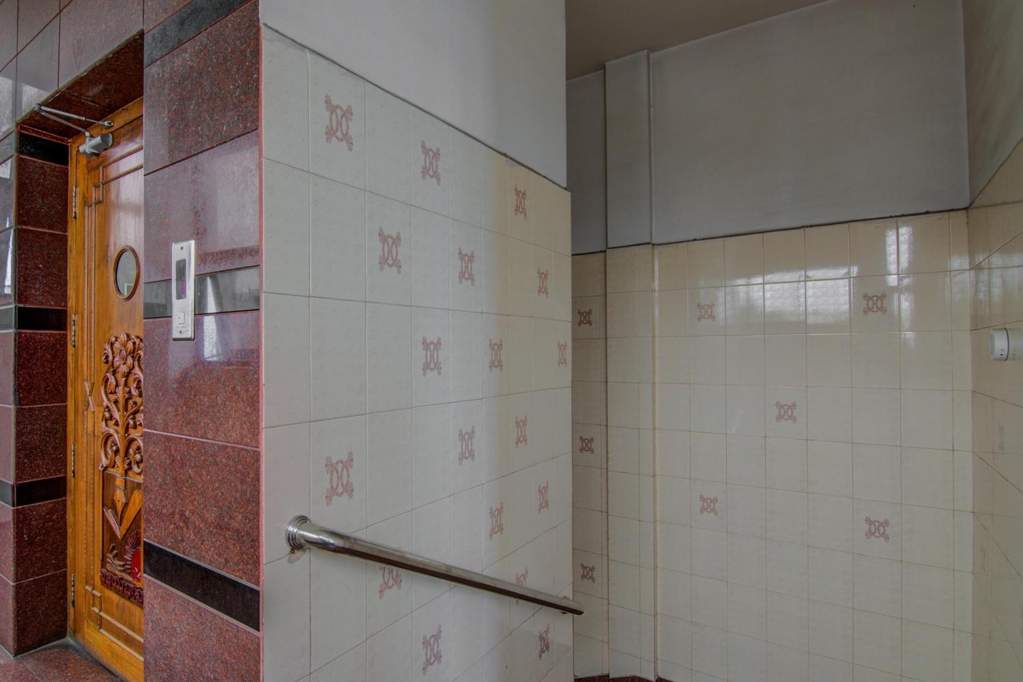 Hotel O Vb Grand Visakhapatnam Luaran gambar